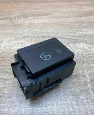 Volkswagen PASSAT B6 Ignition lock 3C0905843N 33303401
