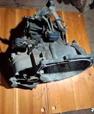 Ford C-MAX I Manual 5 speed gearbox 3M5R7F096YF