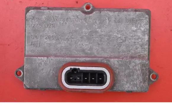 Opel Astra H Voltage converter/converter module 5DV008290-00