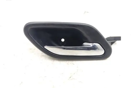 BMW 5 E39 Front door interior handle 8226050