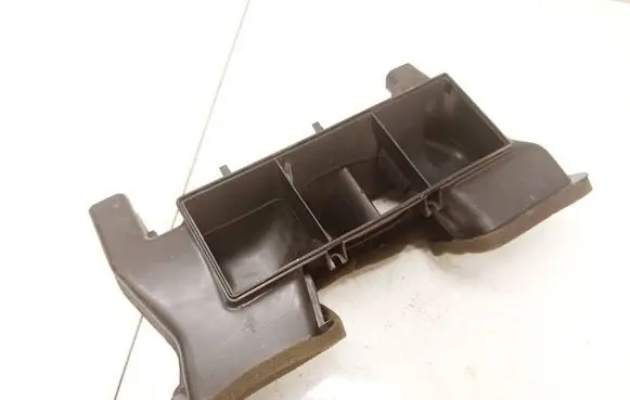 Audi A6 S6 C5 4B Air intake duct part 4B1819389C