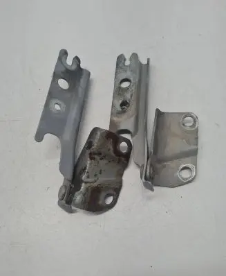 Ford Ranger Engine bonnet/hood hinges 0J22