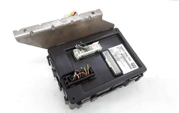 Nissan Micra Comfort/convenience module 284B11HB1E 116RI000254 116RI000255