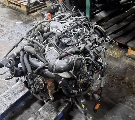 Volkswagen PASSAT B7 Engine CKR007865 4721344