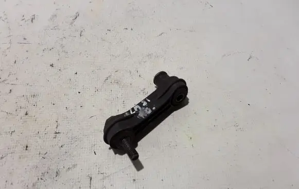 Mercedes-Benz GLA H247 Rear anti-roll bar/stabilizer link A2473205300