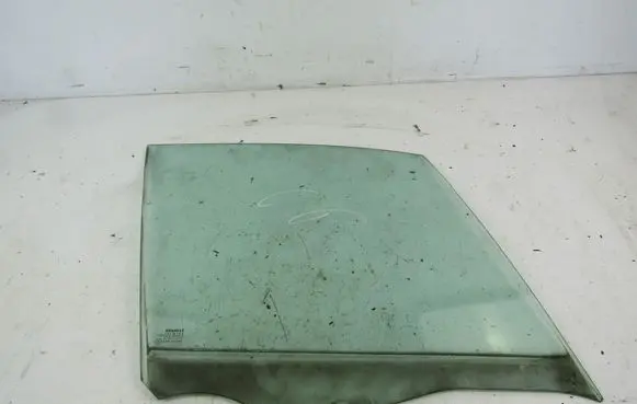 Renault Scenic II - Grand scenic II Front door window glass four-door 