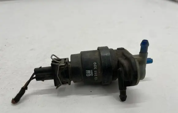Opel Zafira C Windscreen/windshield washer pump 13248320
