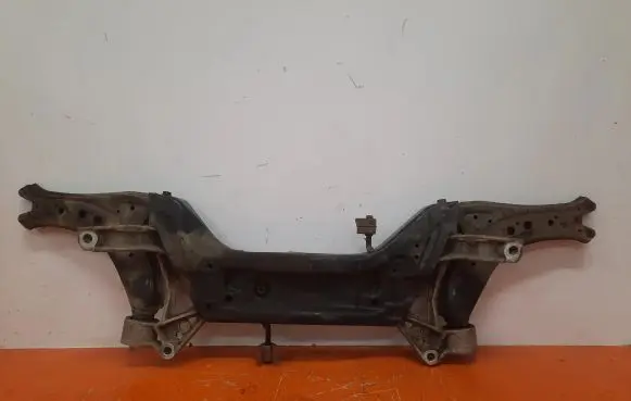 Volkswagen Polo IV 9N3 Front subframe