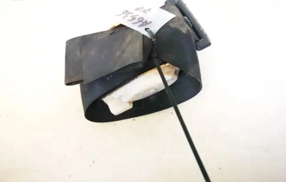 Opel Astra F Front seatbelt 90359905