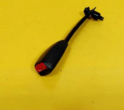 Nissan Maxima Front seatbelt buckle NSB1057
