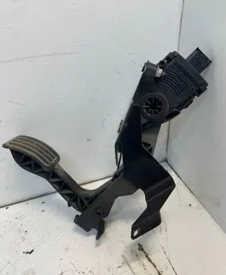 Peugeot 807 Accelerator throttle pedal 1400838880