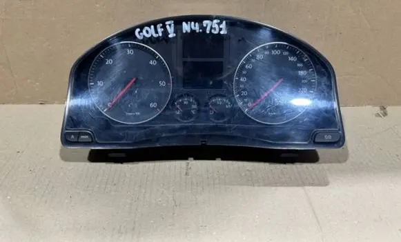 Volkswagen Jetta V Speedometer (instrument cluster) 1K0920862BX