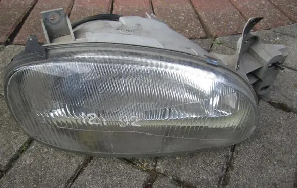 Mazda 121 Headlight/headlamp