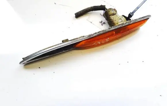 Ford Mondeo MK IV Front fender indicator light 7s7113k354ad 7s71-13k354-ad