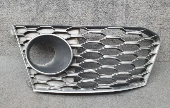 Audi RS6 C7 Front bumper splitter molding 4G0807245B
