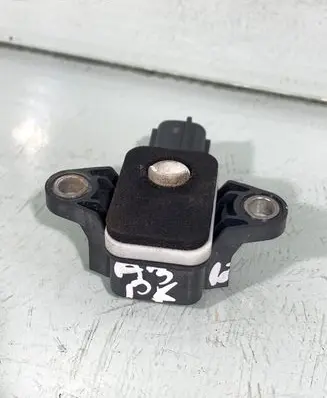Audi A3 S3 A3 Sportback 8P Airbag deployment crash/impact sensor 8p0955557