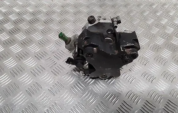 Fuel injection high pressure pump