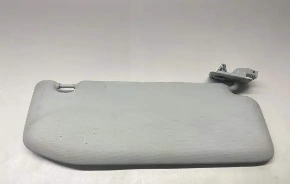 Peugeot 208 Sun visor