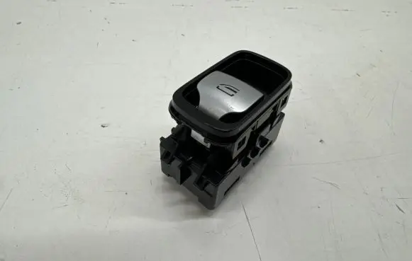 Mercedes-Benz C W206 Electric window control switch A2239051903
