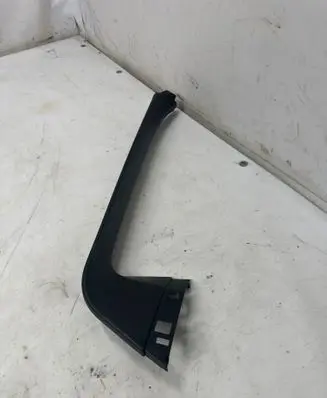 BMW X6 E71 (D) pillar trim (bottom) 19184810