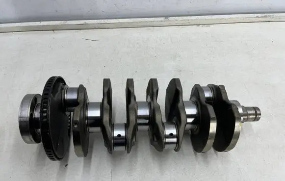 Opel Astra J Crankshaft 55576033 A20DTH A20DTR