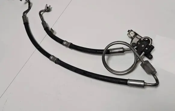 BMW 5 GT F07 Power steering hose/pipe/line 6796387 11807410 8300376706