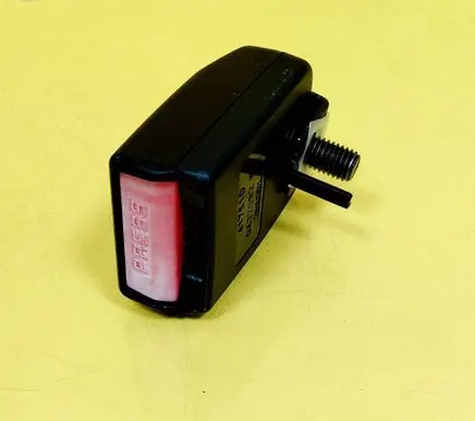 Renault Scenic I Rear seatbelt buckle 417510