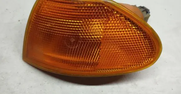 Opel Astra F Front indicator light E131291 BRITAX