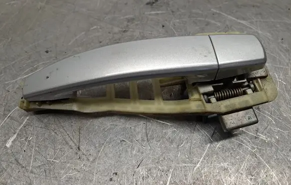 Opel Signum Front door exterior handle