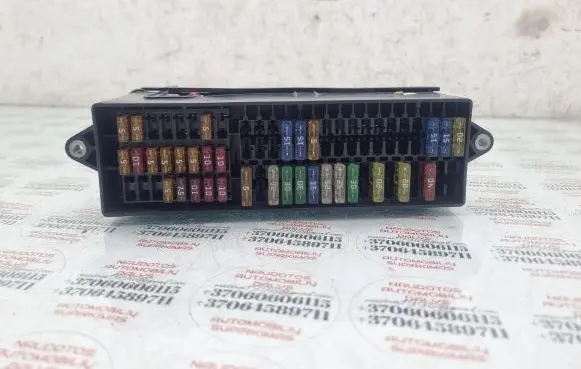 Volkswagen Golf Plus Fuse module 050810581300