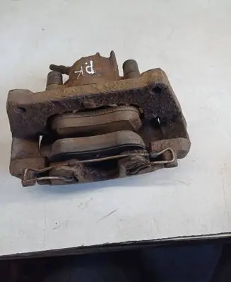 Volvo XC70 Front brake caliper
