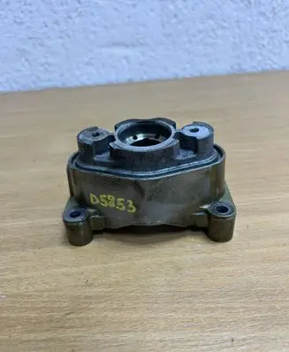 BMW 7 F01 F02 F03 F04 other engine part 7567866 D5853