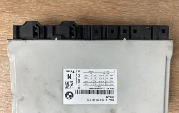 BMW X4 F26 Seat control module 9369122 61359369122901