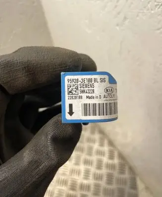 KIA Sorento Airbag deployment crash/impact sensor 959203E100 22020108 5WK43228