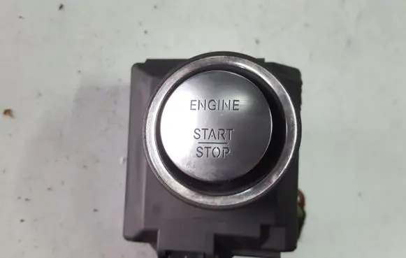 Mercedes-Benz E W212 Engine start stop button switch A2189054701