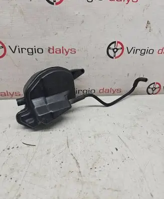 Vacuum air tank