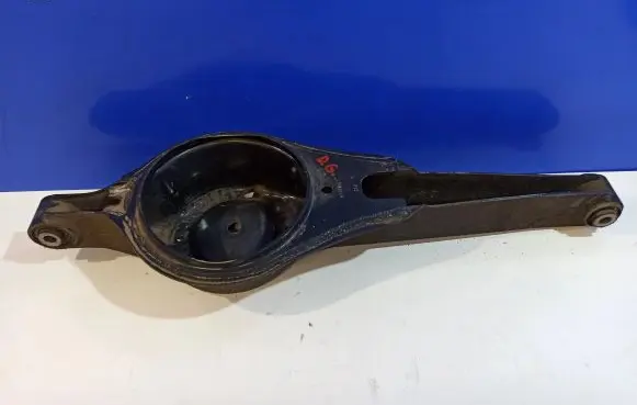 Rear upper control arm/wishbone