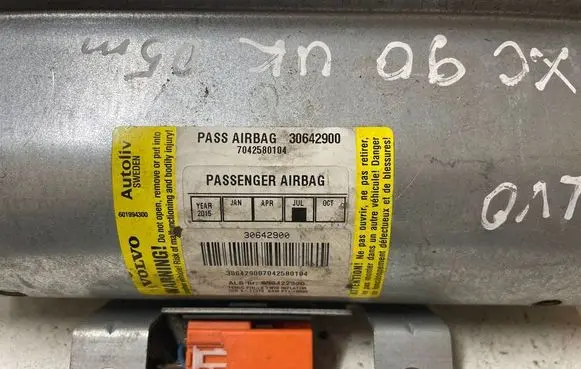 Volvo XC90 Passenger airbag 603422900 30642900 306429007042580104