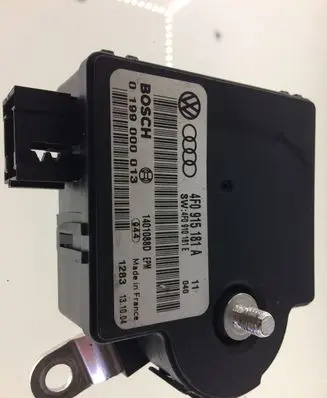 Audi A6 S6 C6 4F Power management control unit 4F0915181A 4F091181E