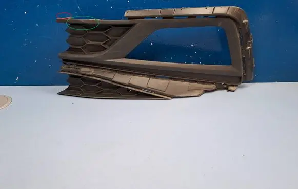 Volkswagen Polo VI Front bumper lower grill 2G0853665C