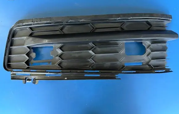 Front bumper lower grill
