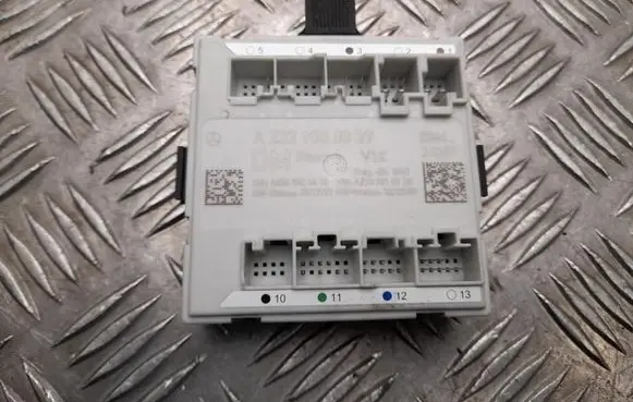Mercedes-Benz GLC C254 Door control unit/module A2239000339