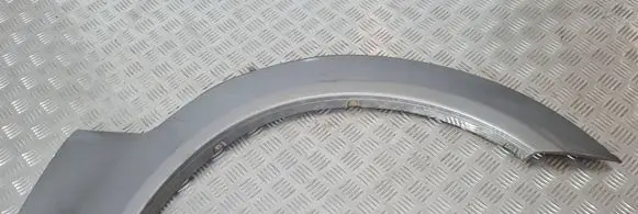 Mitsubishi Pajero Rear arch trim