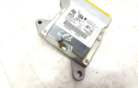 Renault Espace IV Airbag control unit/module 8200687758