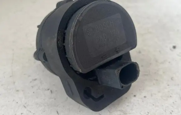 Mercedes-Benz CLS C219 Electric auxiliary coolant/water pump PAD12V