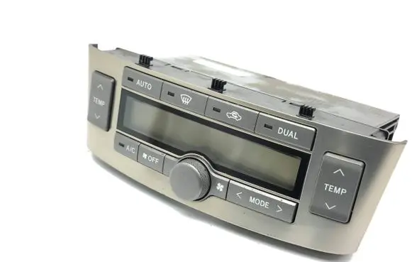 Toyota Avensis T250 Climate control unit 5590205050H 6E262A2