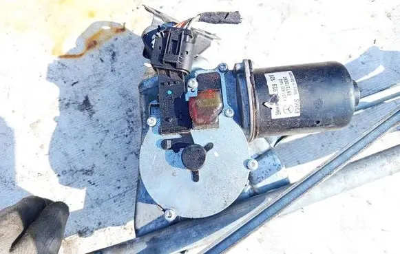Mercedes-Benz R W251 Wiper motor a2518201442 46492912v