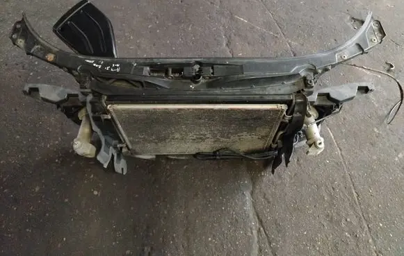 Audi A4 S4 B6 8E 8H Radiator support slam panel