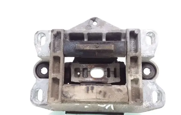 Ford Mondeo Mk III Engine mount bracket 2S717M122