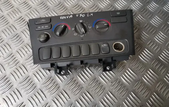 Volvo V70 Climate control unit 8651240